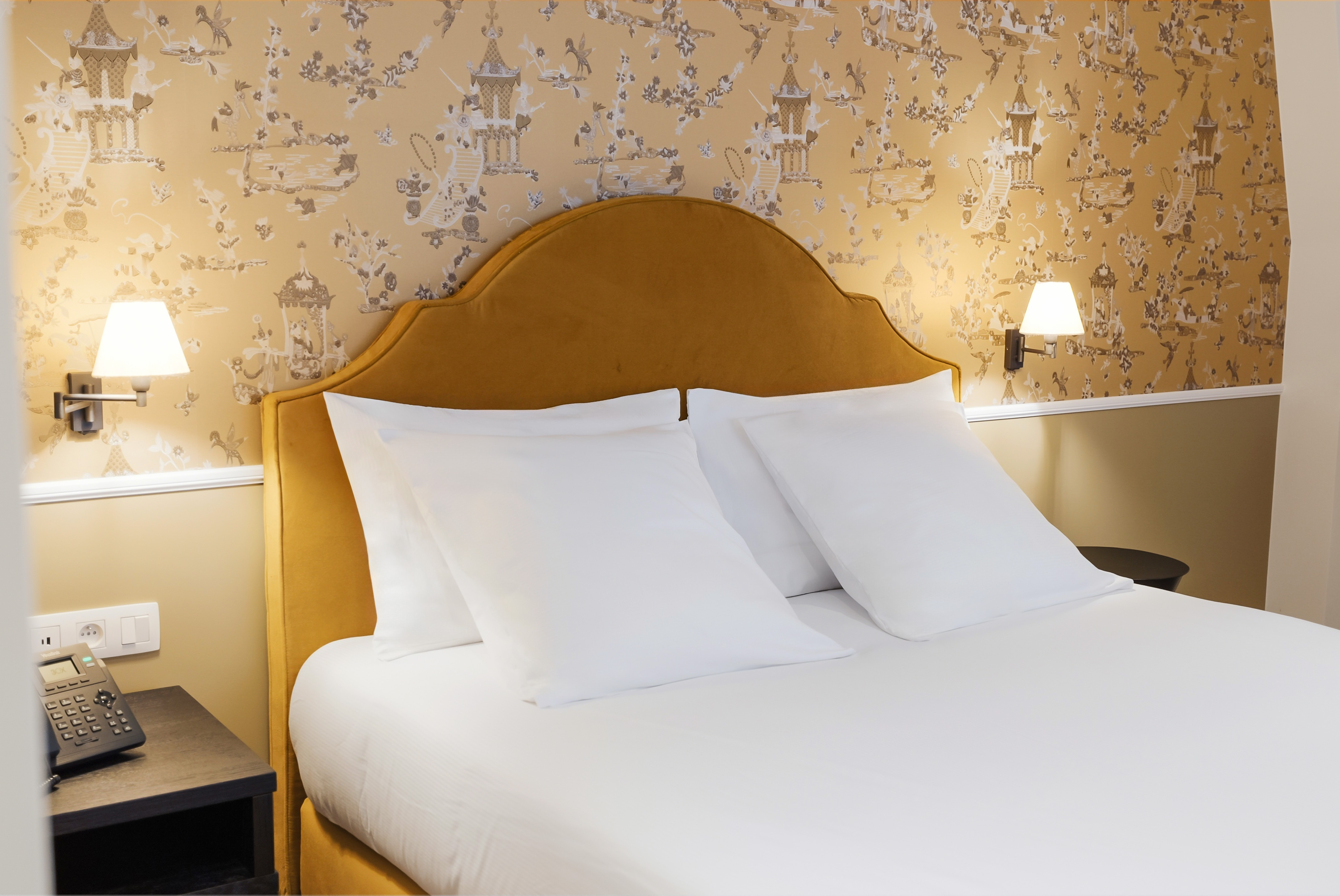 Cama estudio premium y diseño interior